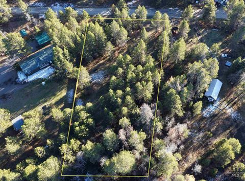 Photo of 118 Westwind Ln, Donnelly, ID 83615 (MLS # 98967094)