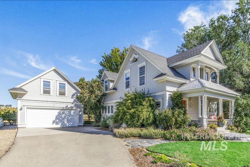 Photo of 278 E Beacon Light Rd, Eagle, ID 83616 (MLS # 98962931)