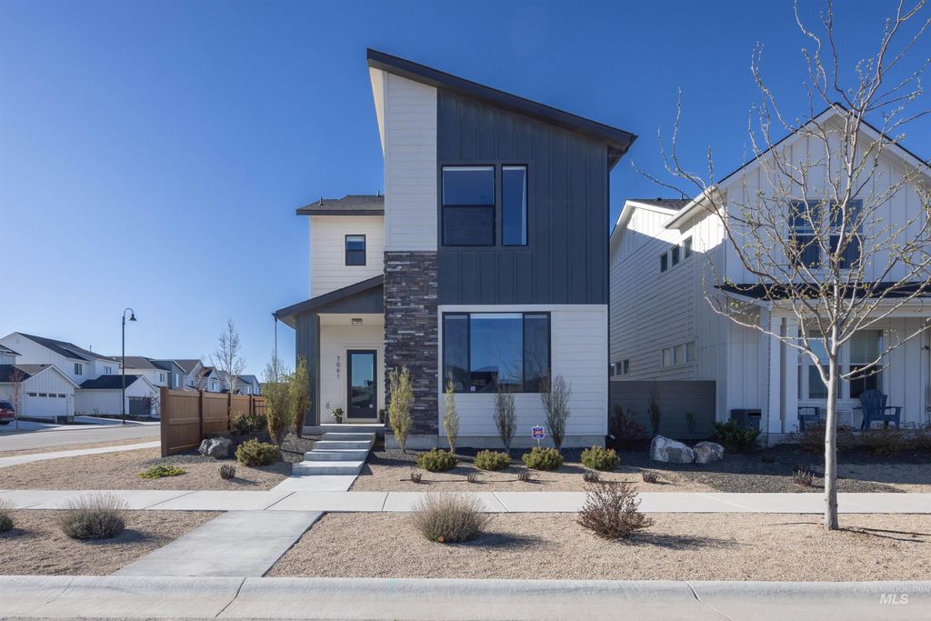 Photo of 7061 W Sugarwood St, Boise, ID 83709 (MLS # 98981126)