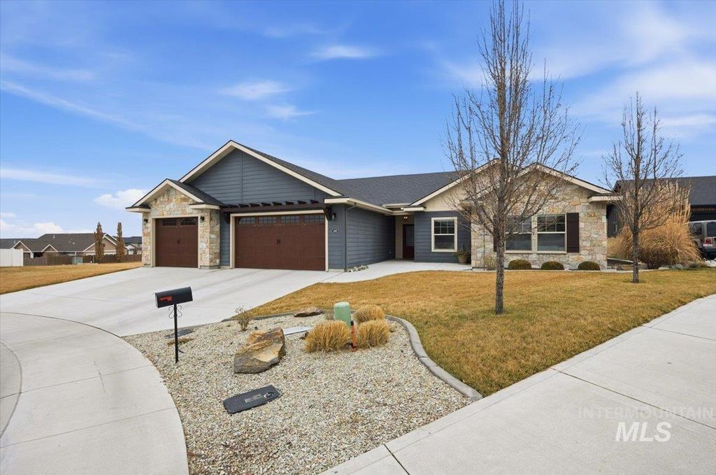 Photo of 1480 Pillar Circle, Twin Falls, ID 83301 (MLS # 98974836)