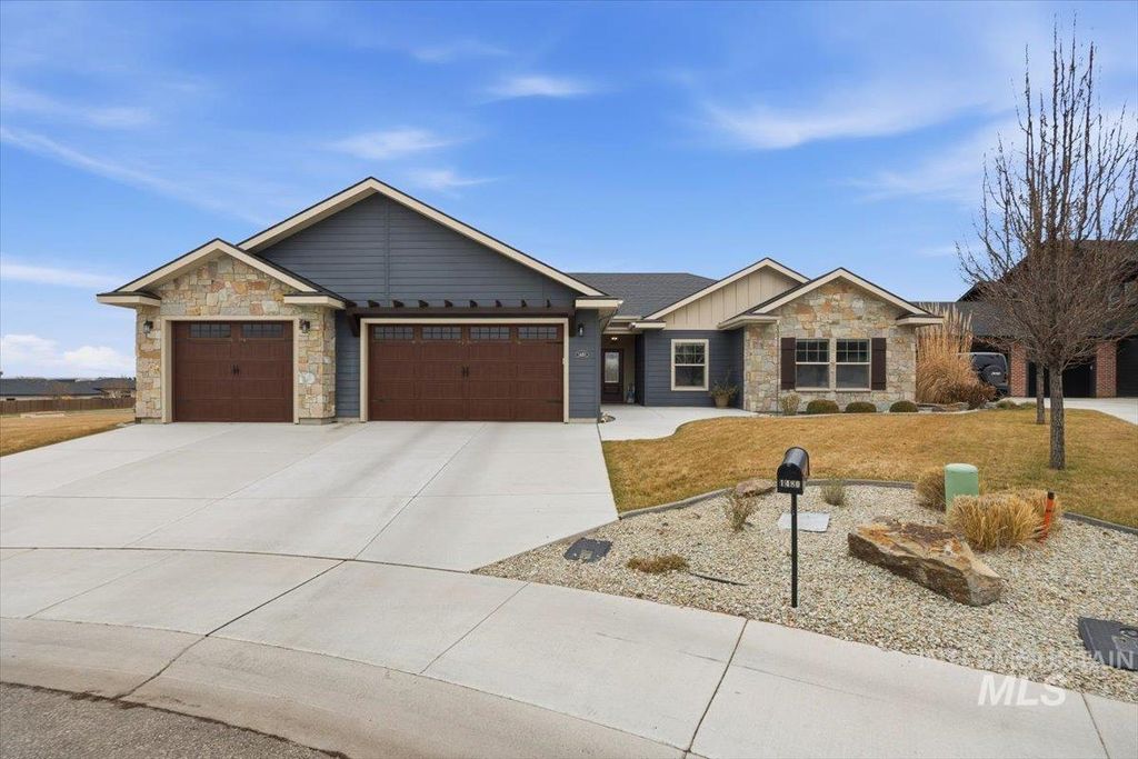 Photo of 1480 Pillar Circle, Twin Falls, ID 83301 (MLS # 98974836)