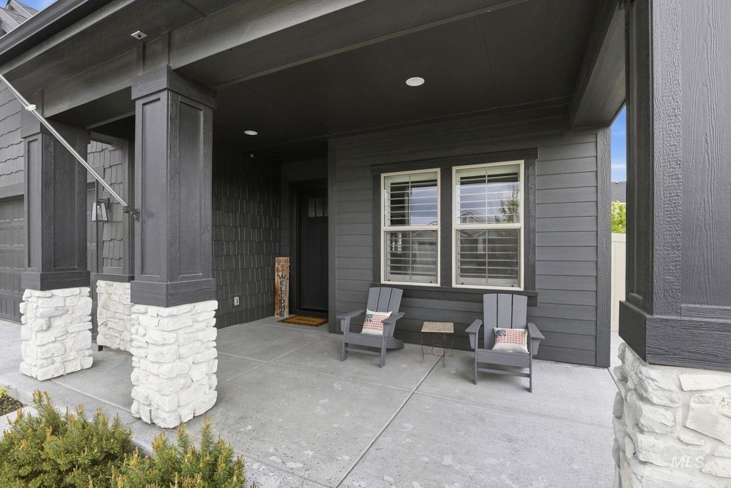 Photo of 11371 W Heliopsis Dr, Star, ID 83669 (MLS # 98982557)