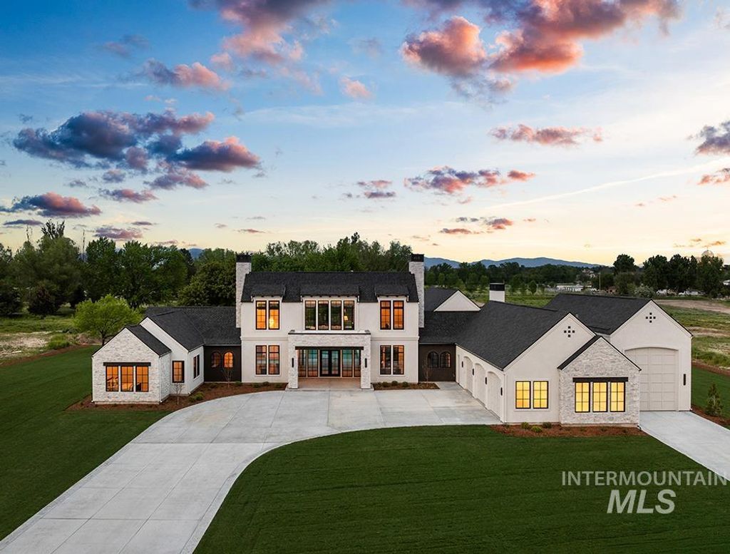 Photo of 7866 N Hawks Beard Lane, Eagle, ID 83616 (MLS # 98985282)