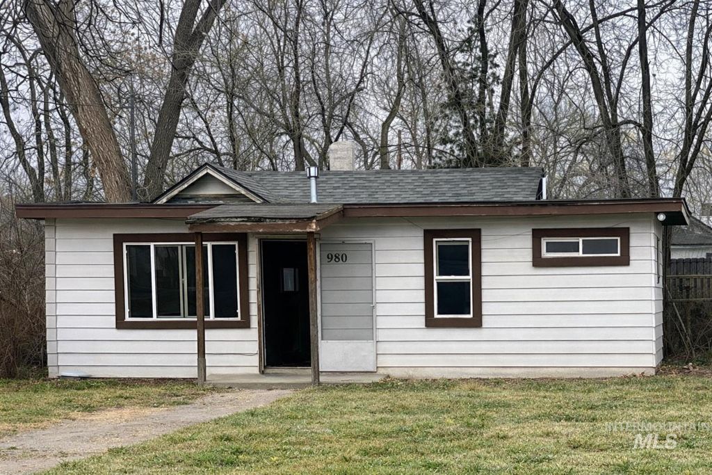 Photo of 980 N Clithero Dr, Boise, ID 83703 (MLS # 98982765)