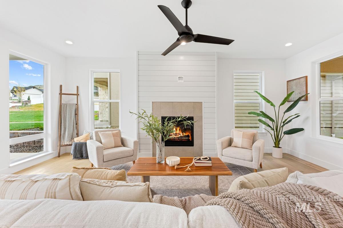 13360 N Spring Creek Way