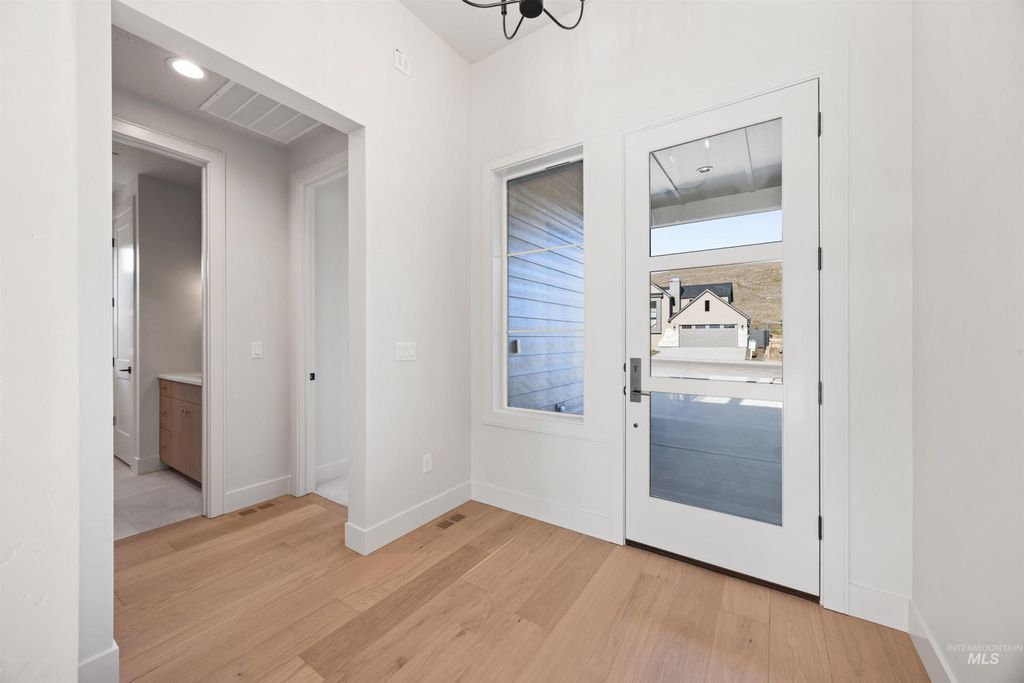 Photo of 7237 N Firhill Pl, Eagle, ID 83616 (MLS # 98977178)