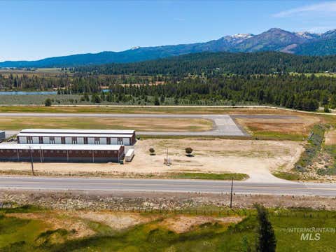 Photo of 1451 S Main St, Cascade, ID 83611 (MLS # 98991183)