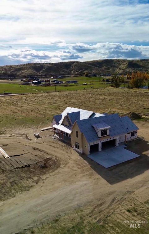 Photo of 6677 Sophie Lane, Emmett, ID 83617 (MLS # 98967059)