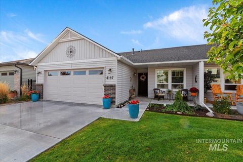 Photo of 4187 E Blueberry St, Meridian, ID 83642 (MLS # 98965491)