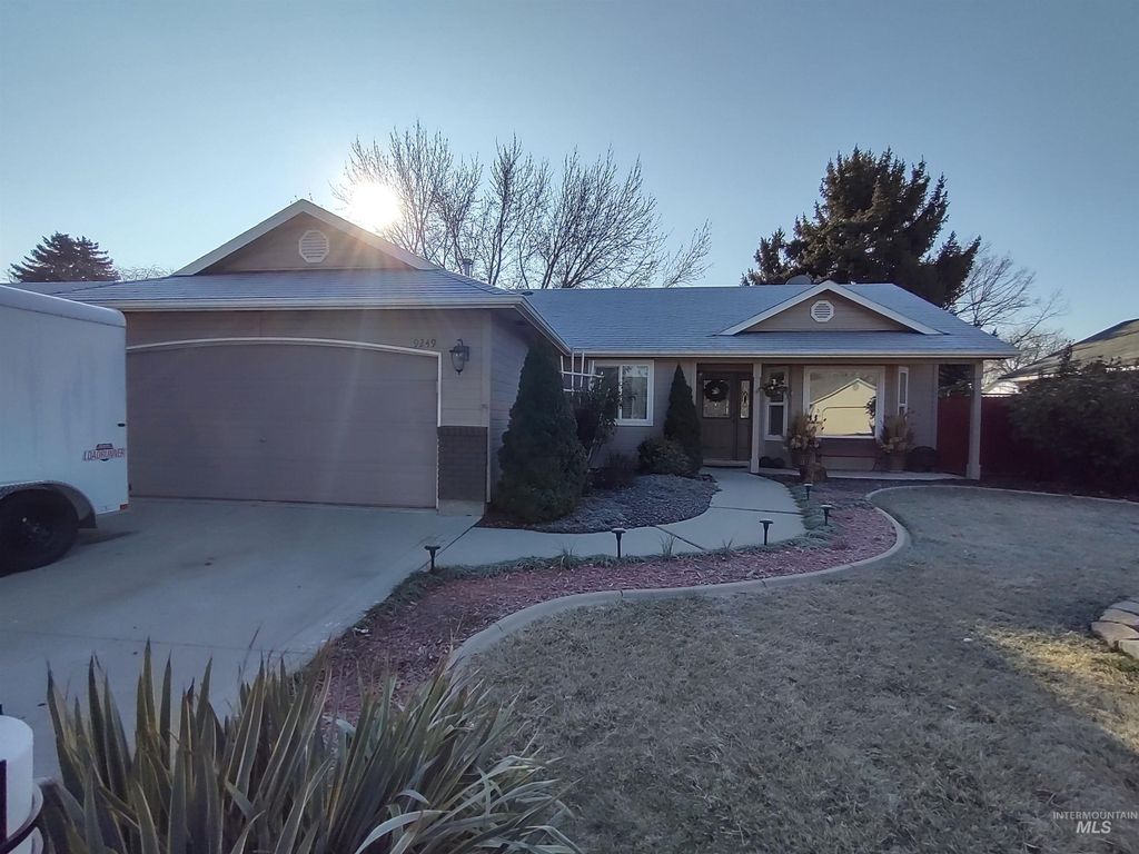 Photo of 9249 W Carousel St, Boise, ID 83709 (MLS # 98971801)