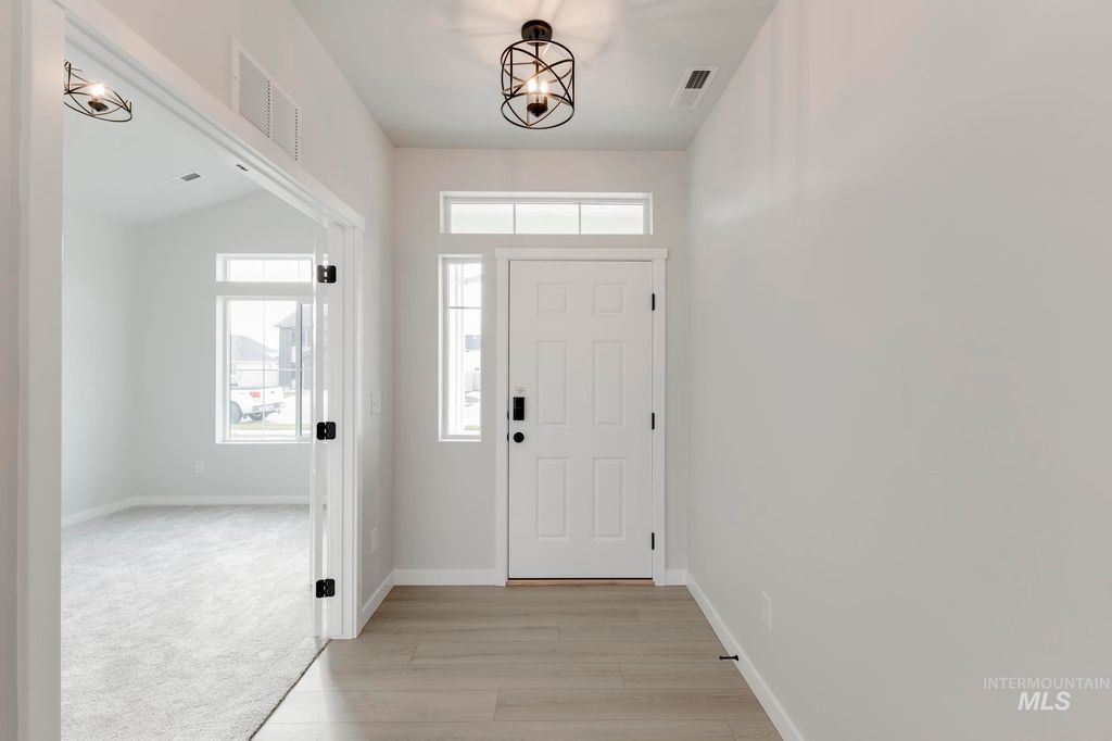 Photo of 4269 S Red Sox Way, Nampa, ID 83686 (MLS # 98972130)