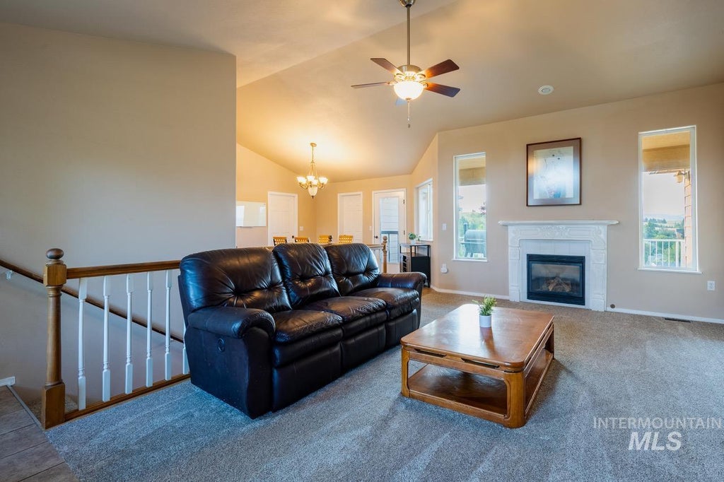 Photo of 364 Pintail Ln, Moscow, ID 83843 (MLS # 98994667)