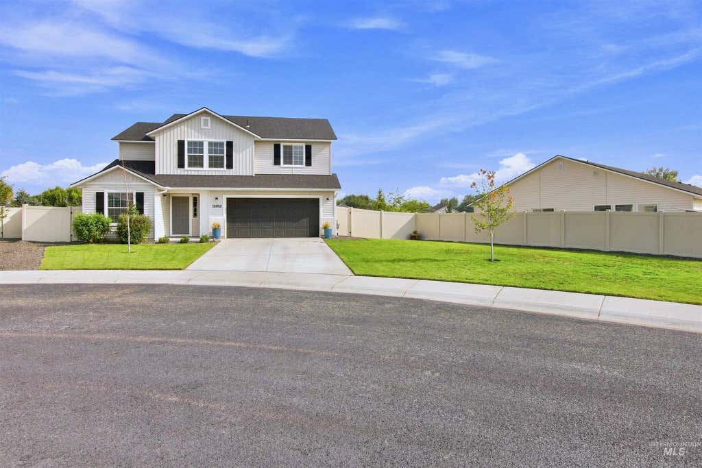 Photo of 12352 Nantes Ct, Caldwell, ID 83607 (MLS # 98997239)