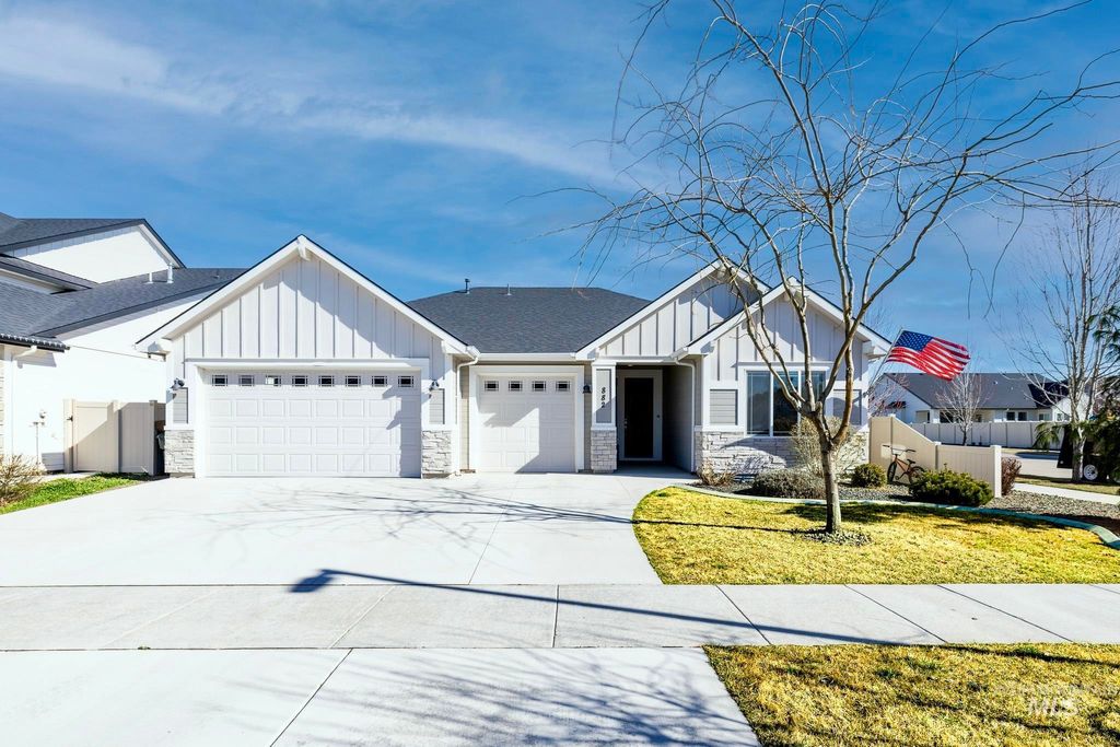 Photo of 882 E Pascua Dr, Kuna, ID 83634 (MLS # 98977235)