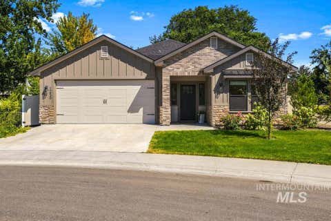 Photo of 1250 N Parkshire Way, Meridian, ID 83642 (MLS # 98998191)