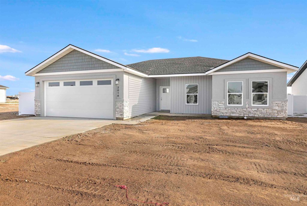 Photo of 2018 Regan St, Jerome, ID 83338 (MLS # 98972687)