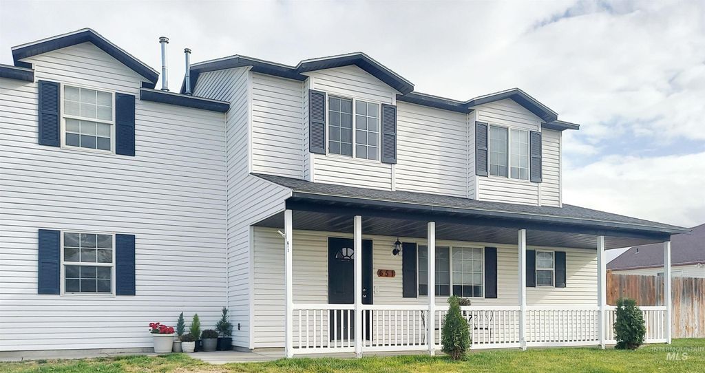 Photo of 651 S Harrison Street, Twin Falls, ID 83301 (MLS # 98924133)