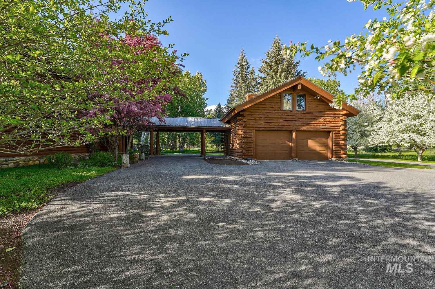 1301 Glen Aspen Dr.