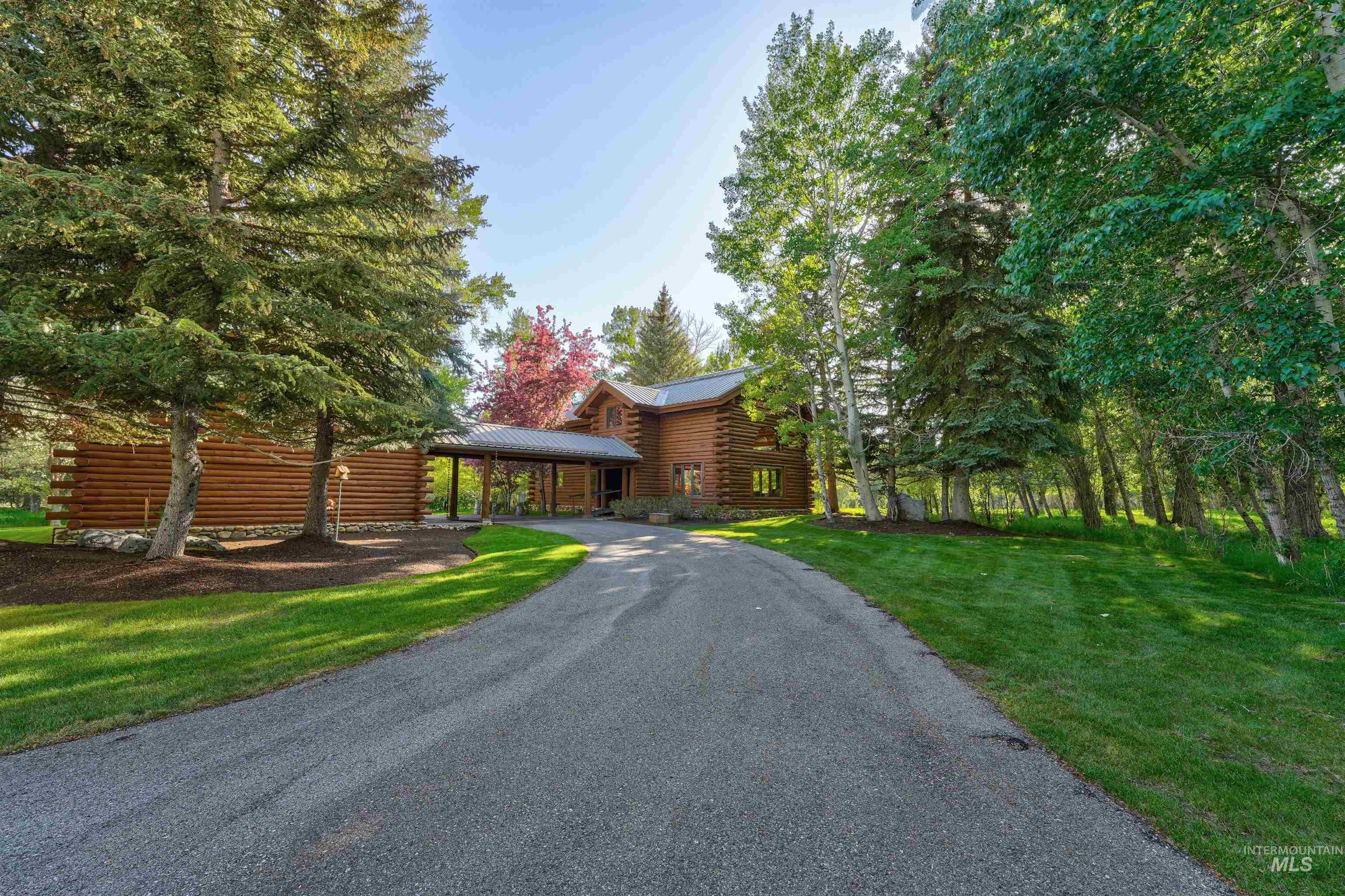 1301 Glen Aspen Dr.