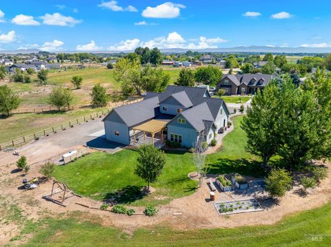 Photo of 14119 Silver Ridge Rd, Caldwell, ID 83607 (MLS # 98973752)