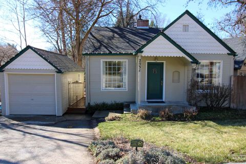 Photo of 2551 W Hill Rd, Boise, ID 83702 (MLS # 98975125)