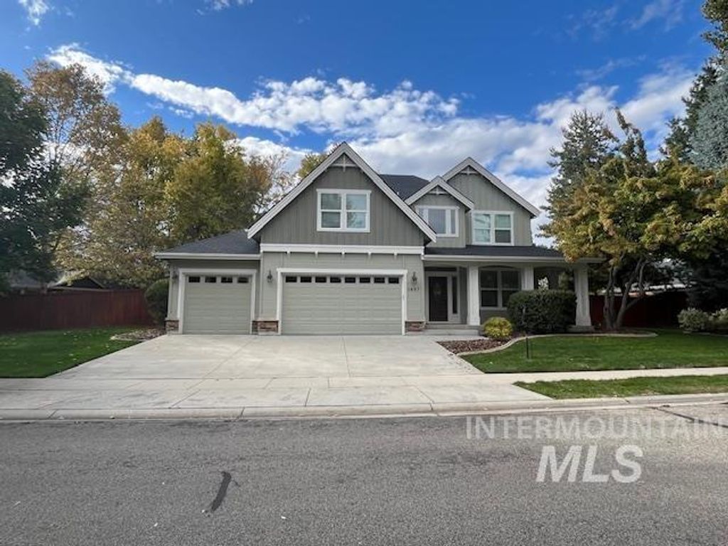 Photo of 1497 N Sunup Place, Eagle, ID 83616 (MLS # 98963466)