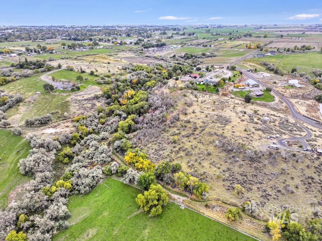 Aerial view of property's location with rural landscape