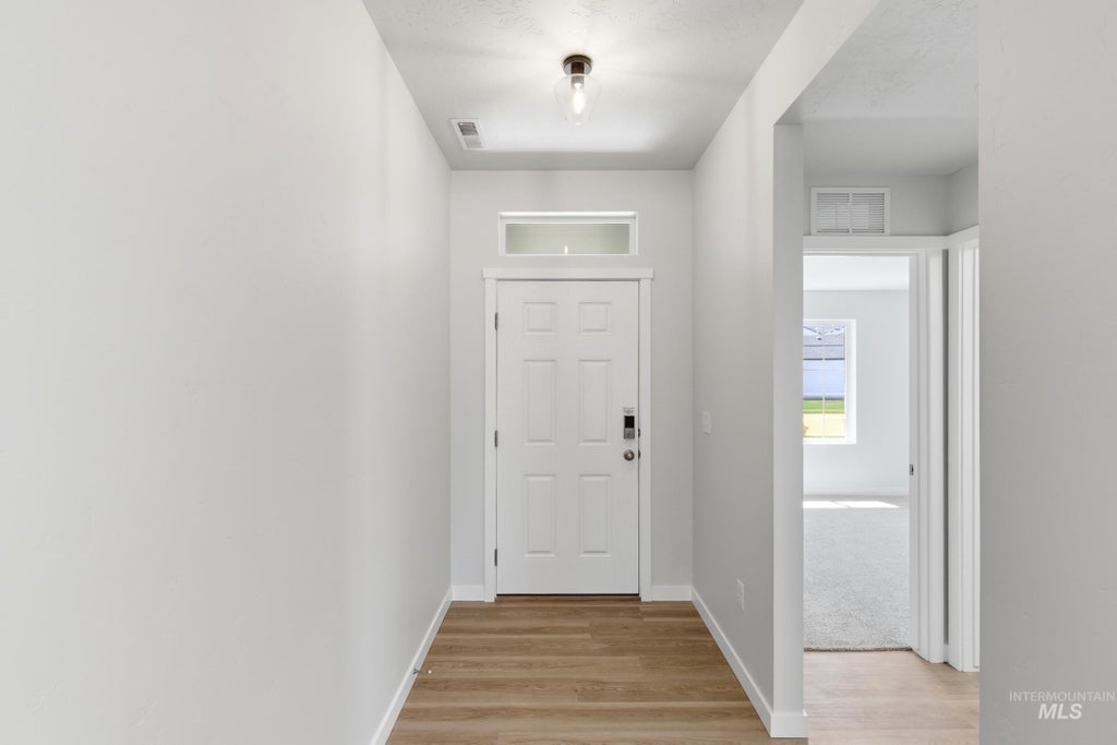 Photo of 4504 S Amsterdam Ave, Nampa, ID 83686 (MLS # 99001387)