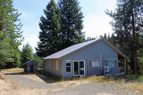 Photo of 1201 Pfi Extension Road, Elk City, ID 83525 (MLS # 98956829)