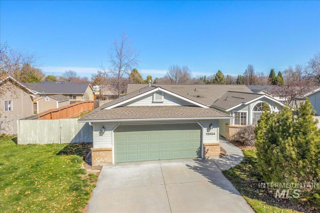 Photo of 12024 W Cactus Ct, Boise, ID 83709 (MLS # 98978781)