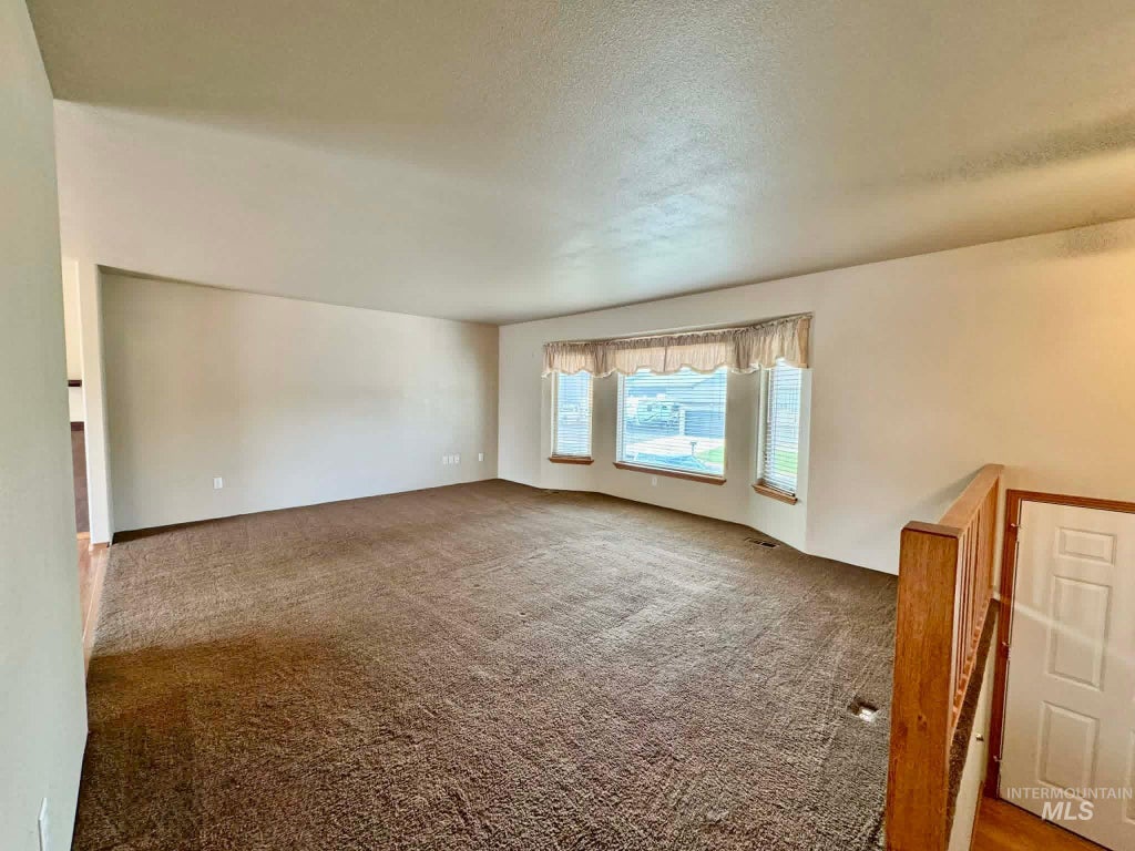 Photo of 1929 Birch Ave, Lewiston, ID 83501 (MLS # 98996084)