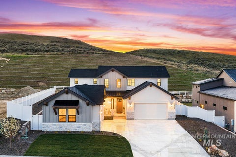 Photo of 9262 W Sooty Grouse Ct, Boise, ID 83714 (MLS # 98974952)