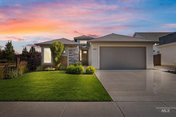 6902 N EXETER AVE, MERIDIAN, ID 83646 - Image 5123afc2d36731fef9d34bb0758e6e22/439199612
