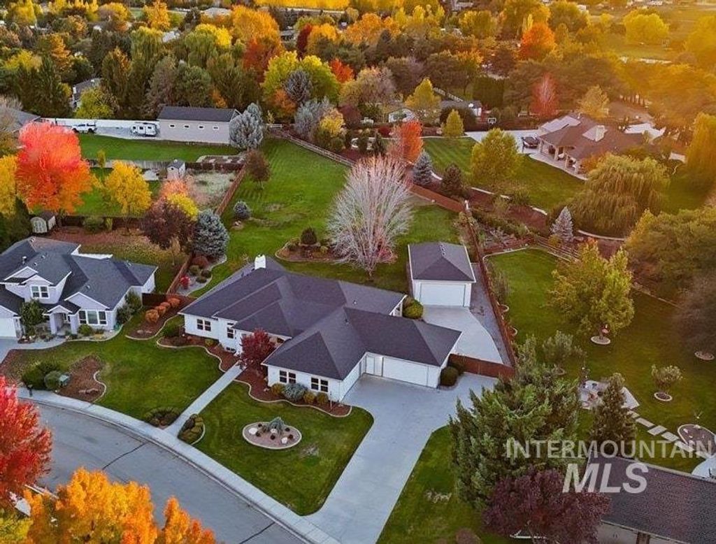 Photo of 2927 S Goshen Way, Boise, ID 83709 (MLS # 98966651)