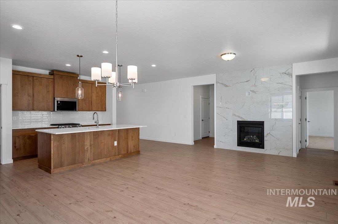 8927 W Moon River Dr