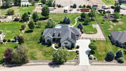Photo of 25788 Amble Way, Middleton, ID 83644 (MLS # 98998025)