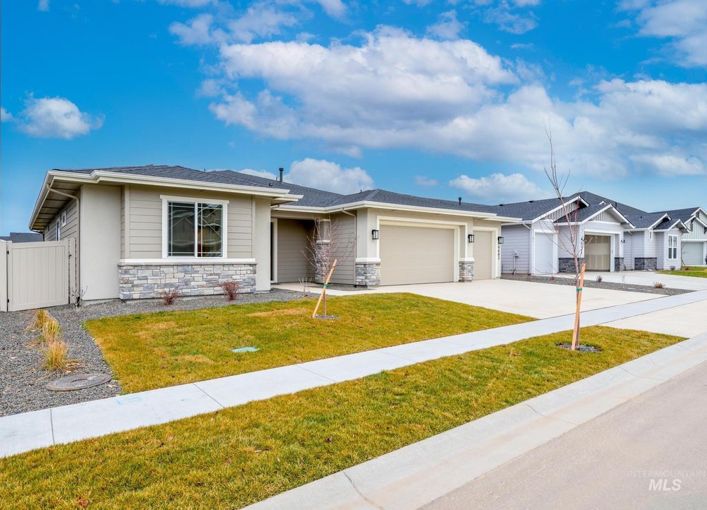 Photo of 4682 E Pondera Dr, Nampa, ID 83687 (MLS # 98970044)