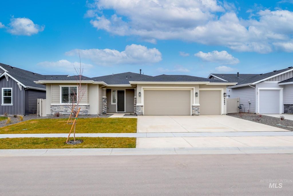 Photo of 4682 E Pondera Dr, Nampa, ID 83687 (MLS # 98970044)