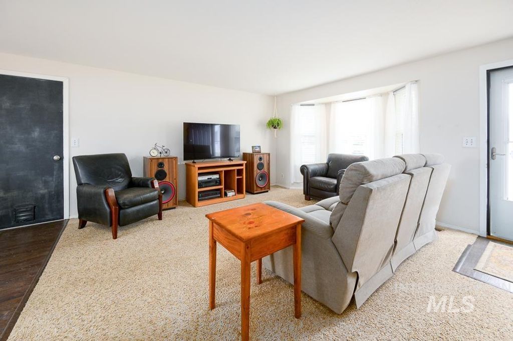 Photo of 8617 W Dewitt Ct, Boise, ID 83704 (MLS # 98970816)