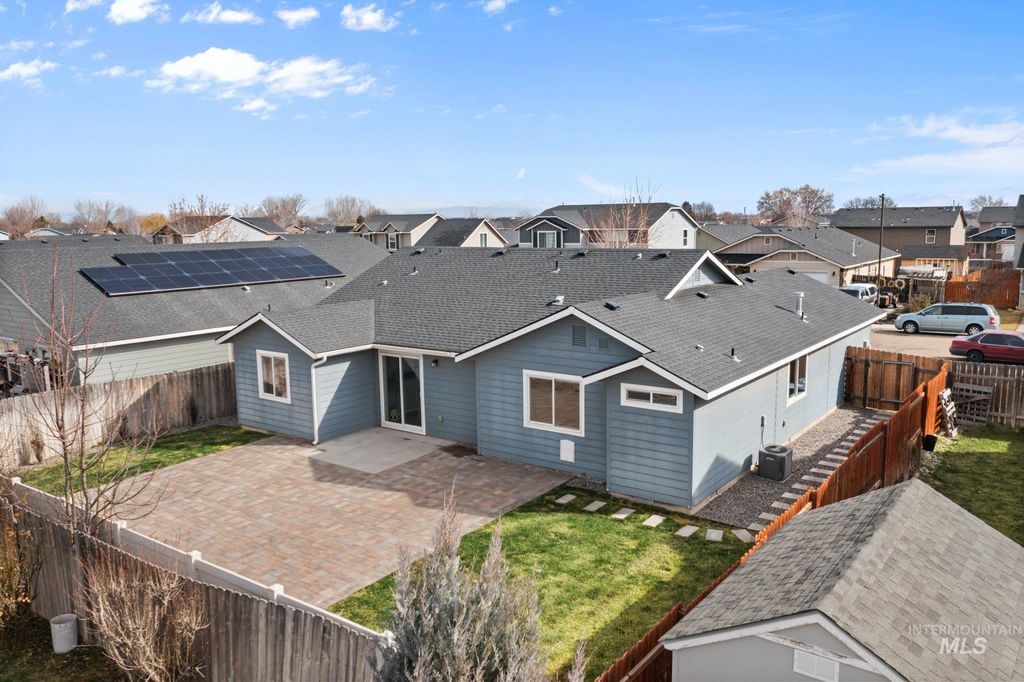 Photo of 4802 Ida Red Ave, Caldwell, ID 83607 (MLS # 98976860)