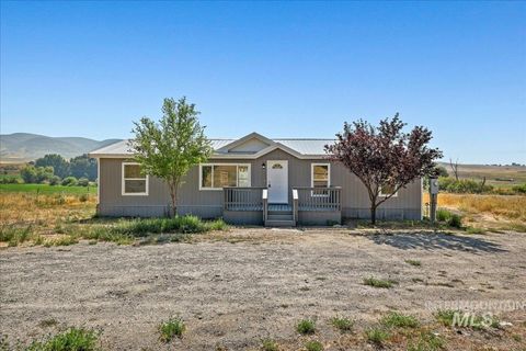 Photo of 840 Hwy 95, Weiser, ID 83672 (MLS # 98964247)