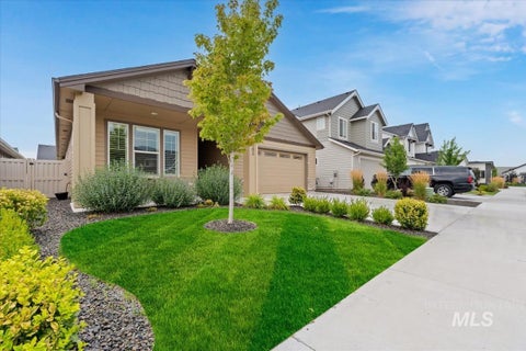 Photo of 4683 S Amorita Place, Meridian, ID 83642 (MLS # 98994189)
