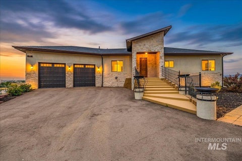 Photo of 5990 W View Drive, Meridian, ID 83642 (MLS # 98973145)