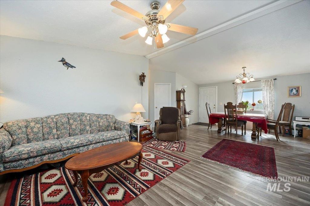 Photo of 798 W 100 S, Paul, ID 83347 (MLS # 98970328)