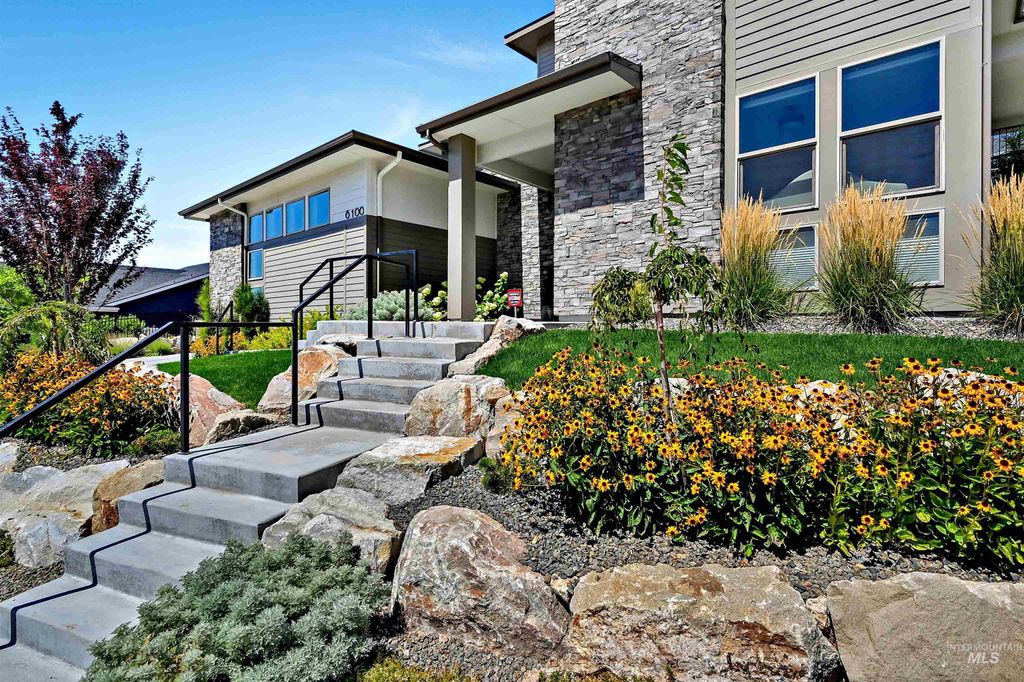 Photo of 6100 E Hootowl Dr, Boise, ID 83716 (MLS # 98974608)