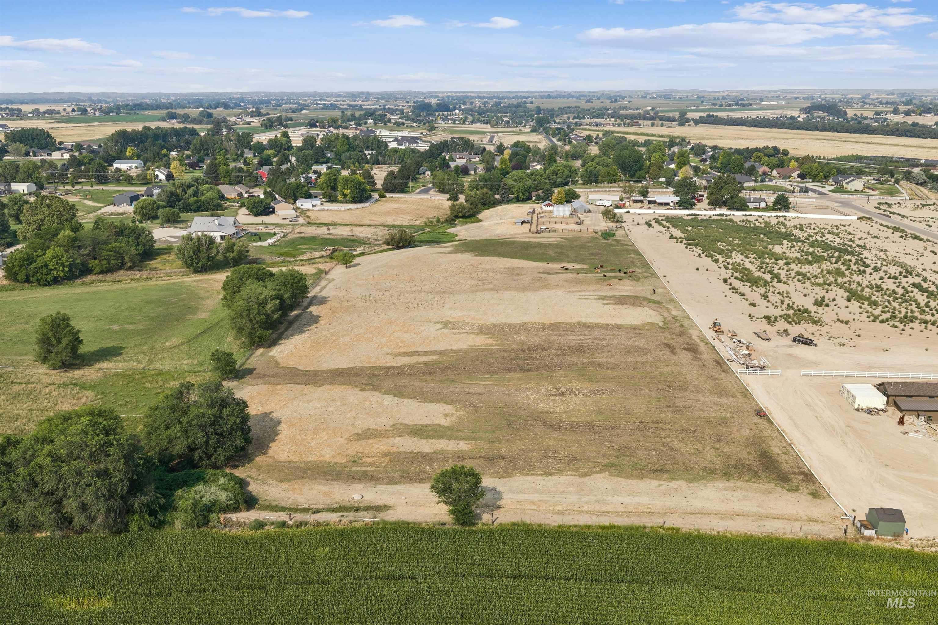 25248 Lansing Lane