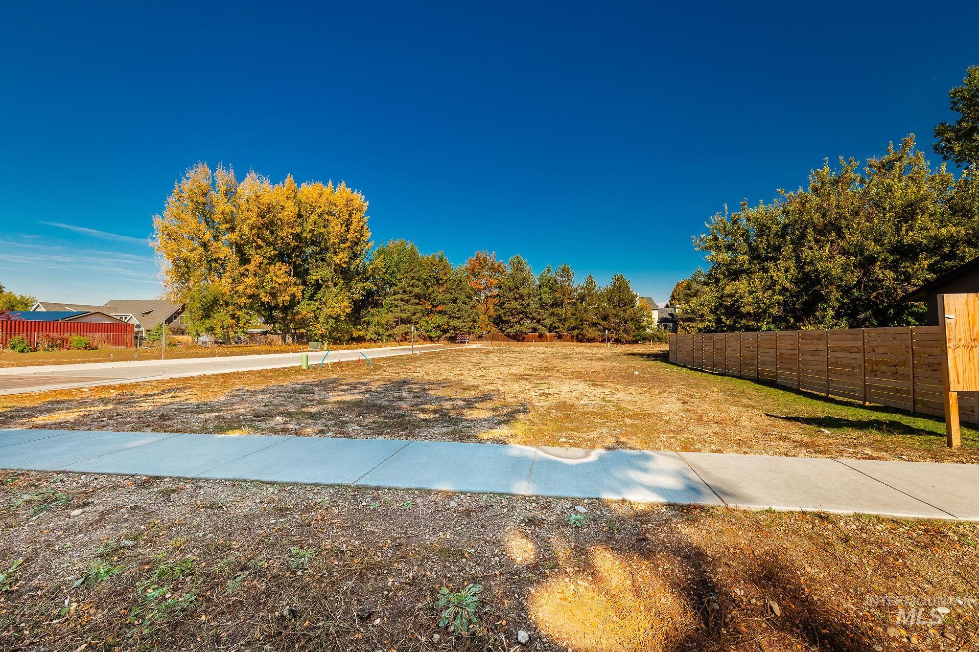 3018 N Water Run Ln.