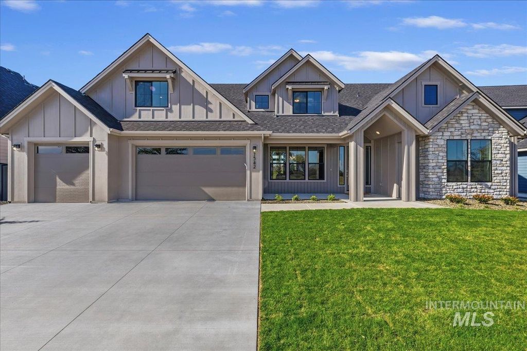 Photo of 7542 W Flathead Lake St #Shasta XXL D - QMI, Eagle, ID 83616 (MLS # 98984581)