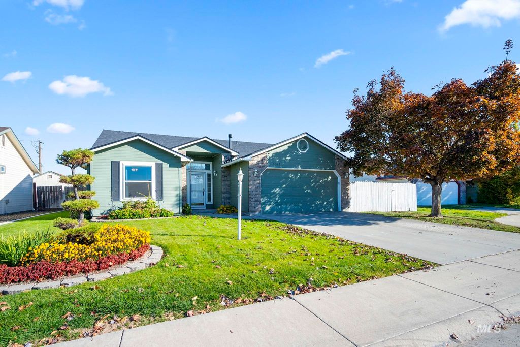 Photo of 16548 Snowgoose St, Nampa, ID 83687 (MLS # 98966192)