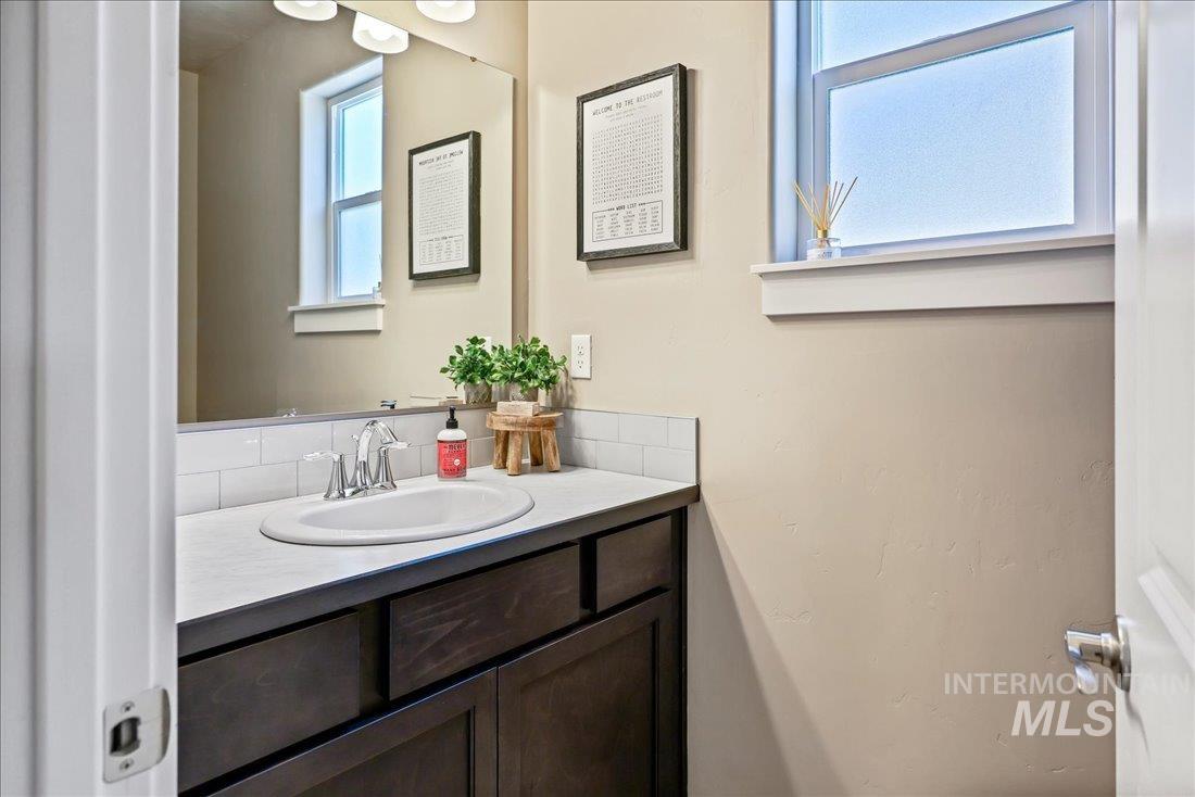 10593 W Daylily Ave.